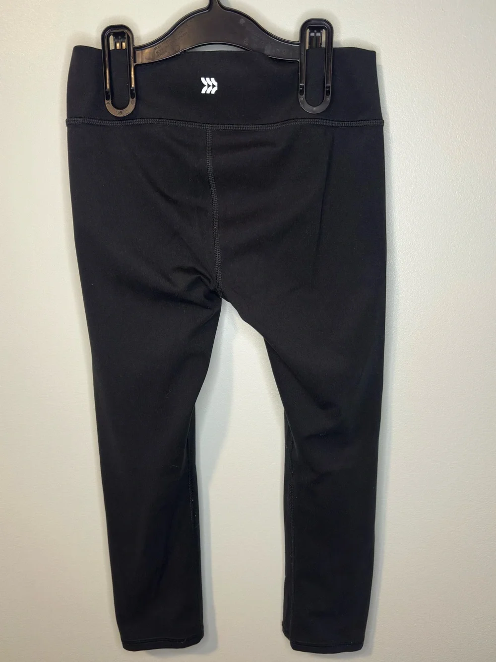 All in Motion Girls Active Capri Leggings Solid Black Size L 10/12